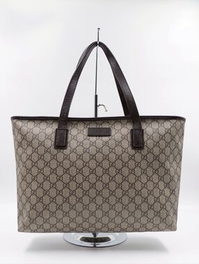 BY46 💗 Gucci GG Supreme Tote Bag